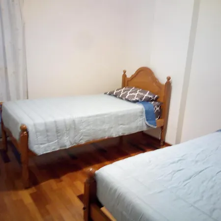 Alice'S House, Shared Room For 2 People, Funchal Best Price Santa Cruz  Exterior photo